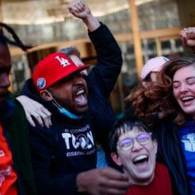 amazon-workers-in-new-york