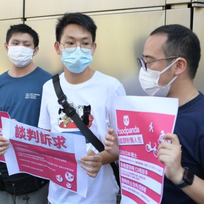 cina china-food-delivery-workers