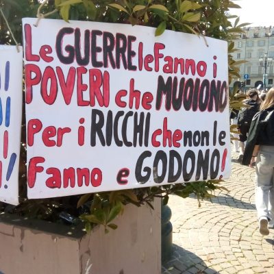 contro la guerra