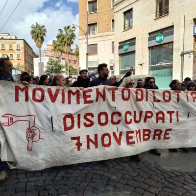crisi napoli disoccupati