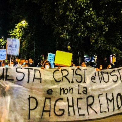 iskra protesta napoli