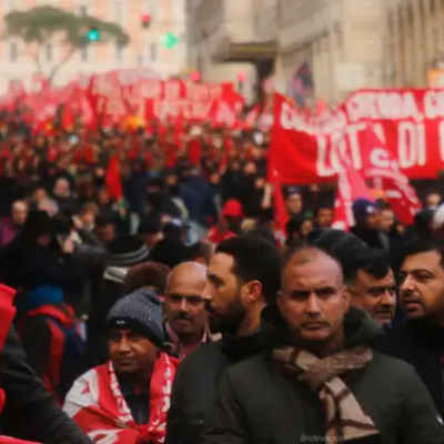 lavoratori operai manifestazione