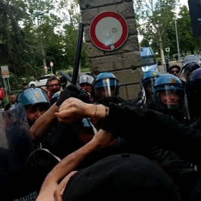 modena violenza poliziesca