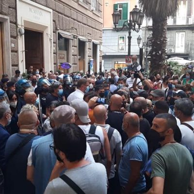 renzi disoccupati teatro augusteo